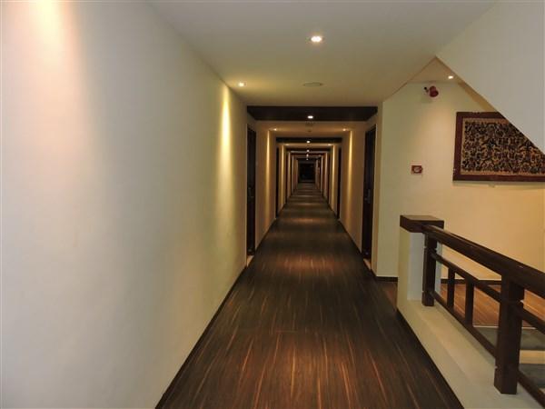 Gayathri Hotels Tiruppur Exterior photo